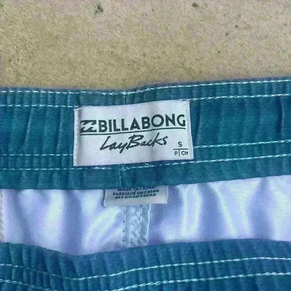 BILLABONG Laybacks Swim Trunks Pink Flamingo Tropical Motif Sz Small - Picture 4 of 7